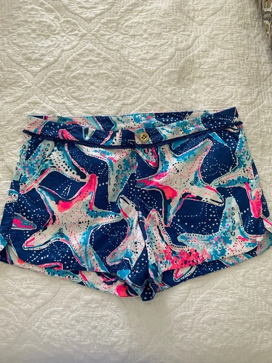 Lilly Pulitzer Adie Shorts in the Indigo Star Struck print size 10 like new - Picture 2 of 8